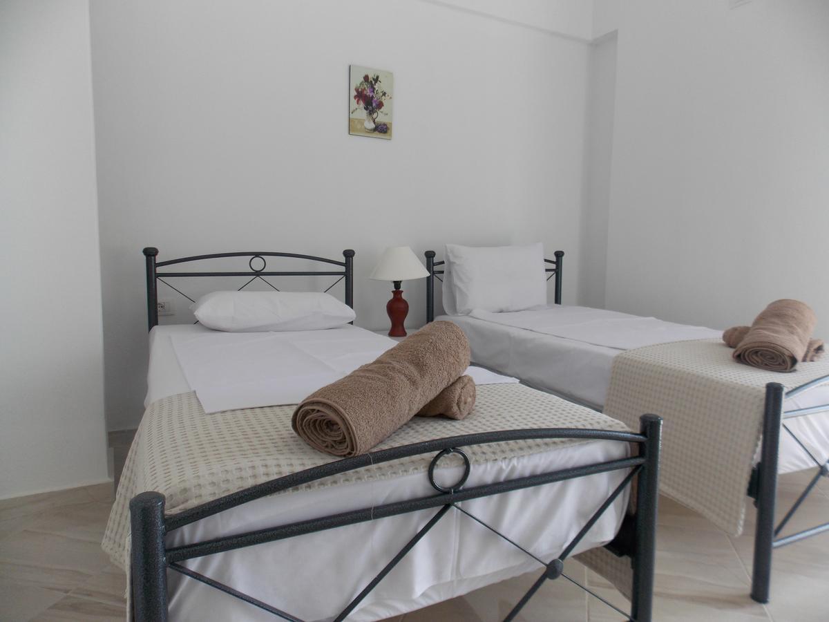 Zeta'S Apartments Sarandë Buitenkant foto