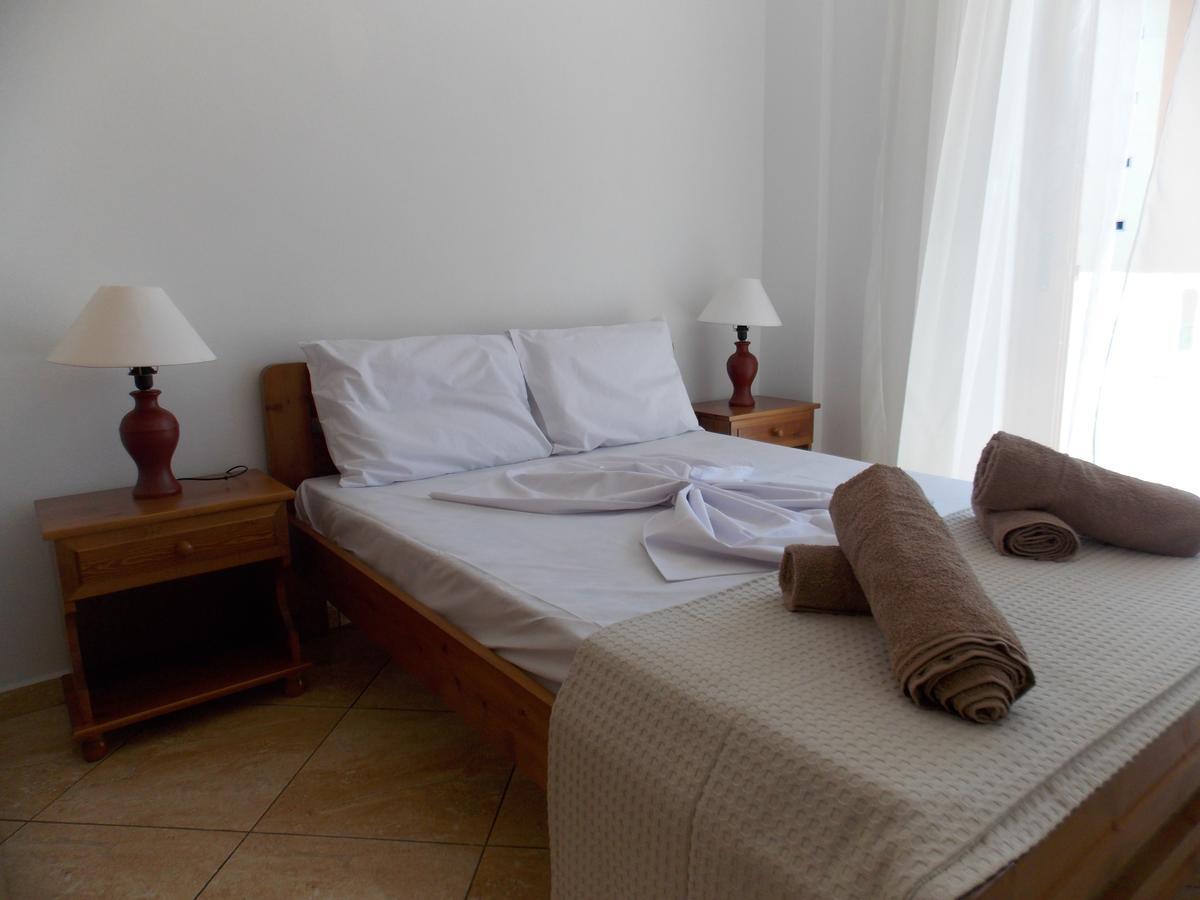 Zeta'S Apartments Sarandë Buitenkant foto